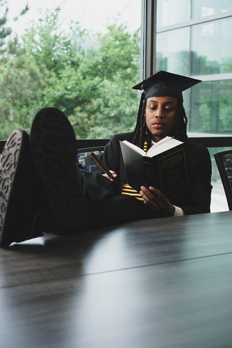 GqiYszUWUAA Qos?format=jpg.jpg