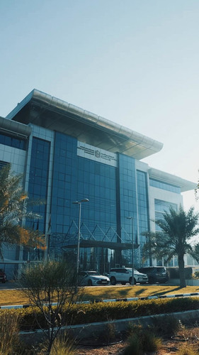 GhbDy r9bxm9BxPI.jpg