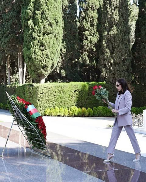 495931488 18302818420243372 7455837547055603913 n.jpg?stp=dst jpg s600x600 tt6& nc cat=109&ccb=1 7& .jpg