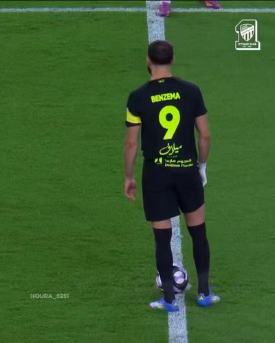 N0HnowLlQME 8vOK.jpg