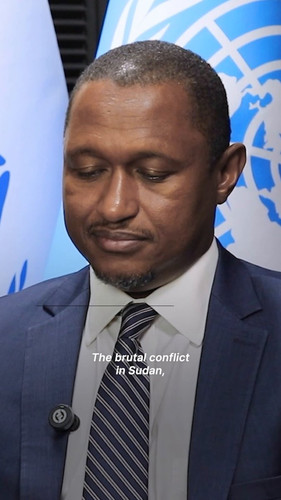 2SqI MLG458Yy9SW.jpg