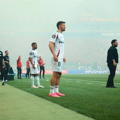 pAkqdZj9W3 clWiF.jpg