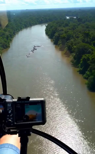 crz KuTcmSn a5gQ.jpg