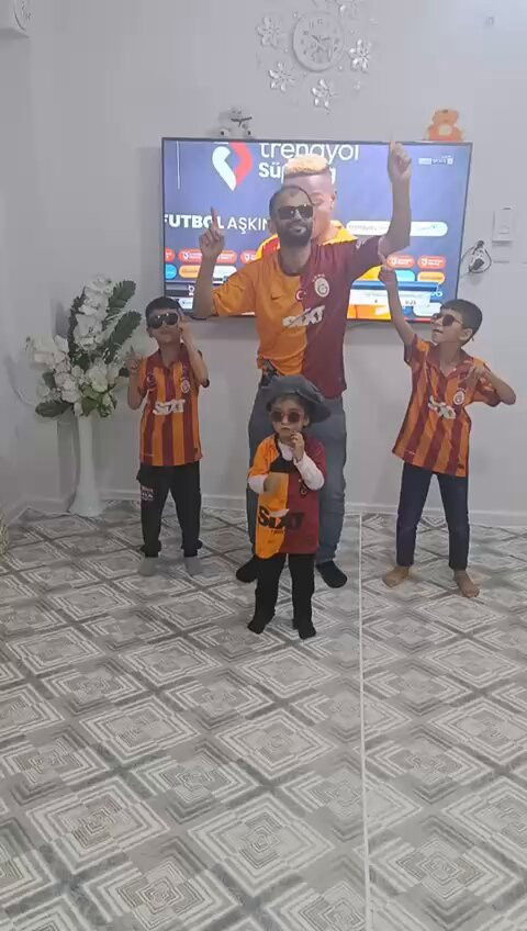 Q fgwYjD5iEY jIl.jpg