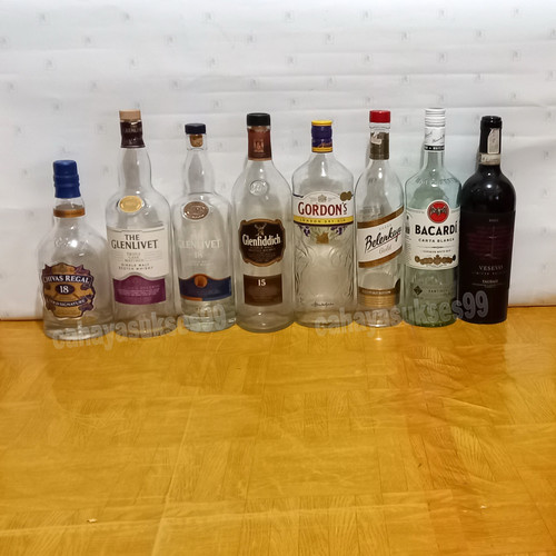 Botol Bekas Koleksi Pajangan Barang Antik Hiasan Kolektor 01.jpg