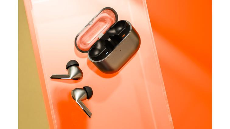 None A hands-on photo of Samsung’s Galaxy Buds 3 Pro earbuds.