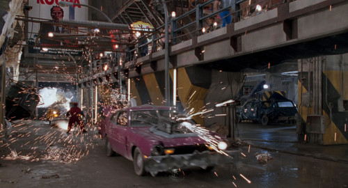 Super Mario Bros (1993) UHDRip 2160p SDR HEVC DD 2.0 HDZ.mkv snapshot 01.27.09.708.jpg