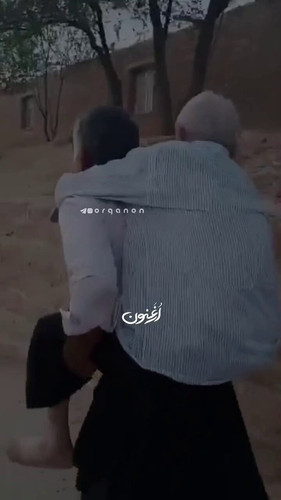 bDkl M94qaAbNzNA.jpg