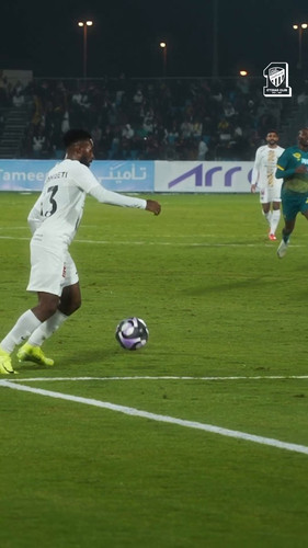 0cgz kOtaTkBUjMk.jpg