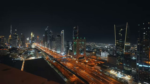 pTsVIHgUzu1huD 1.jpg