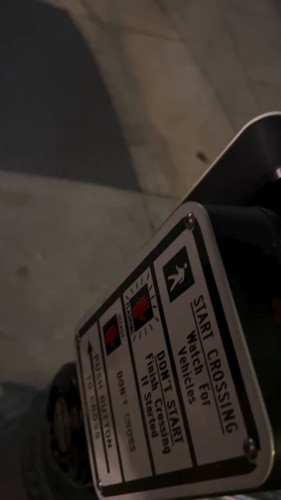 1s JVaUr6lttsnxk.jpg