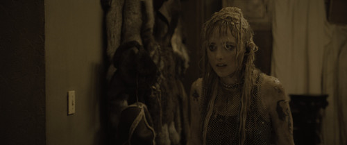 Abigail (2024) UHDRip 2160p DV HDR10 HEVC DD+ 7.1 HDZ.mkv snapshot 01.01.12.127.jpg