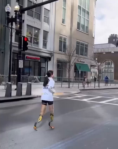 kGnhKx 8kpzY0NvD.jpg