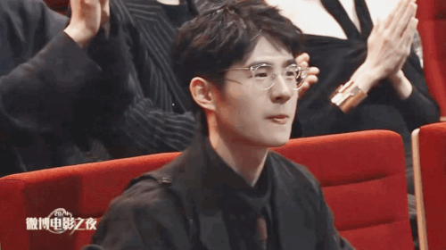 img 174461379262369cda2e5gy1hqrfmcfsm7g20qo0ex4qu.gif