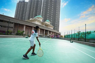 tenniscourt1.webp