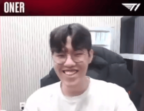 0068GZJSgy1i0gdcj7teug30ec0b4b2b.gif
