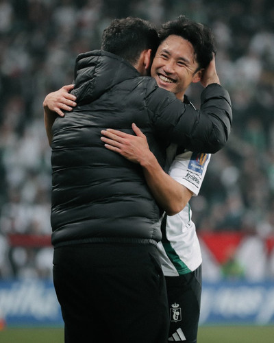 GoarWY1WUAE kyo.jpg