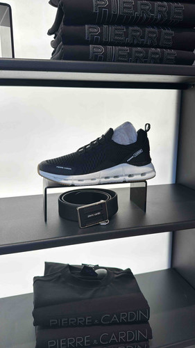 5923A89A 9AFF 4F8D 8309 7276E1DB6ACB.jpg