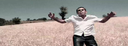 xE8NQWqo9N Uan 6.jpg