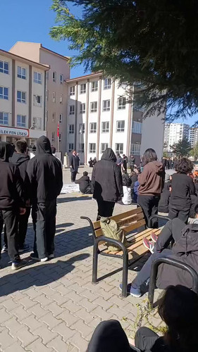 mFzPGaqbw NEVQP4.jpg