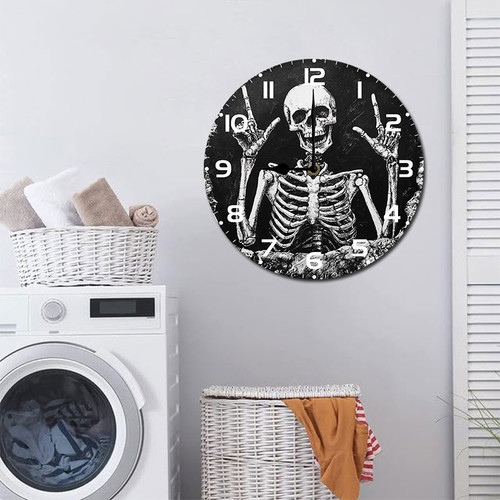 Rock and Skull 07.jpg