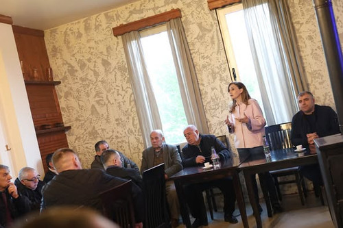 490515081 1237901401032575 1785885236981199511 n.jpg?stp=dst jpg p526x395 tt6& nc cat=109&ccb=1 7& n.jpg