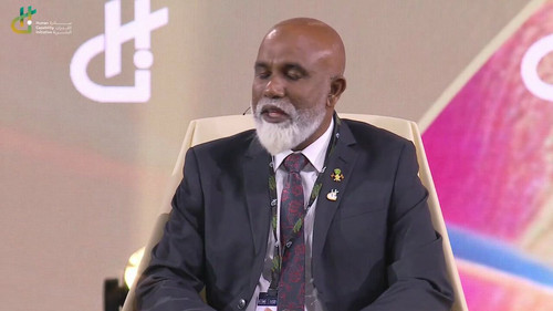 OKS5OuTm4xs VMQJ.jpg