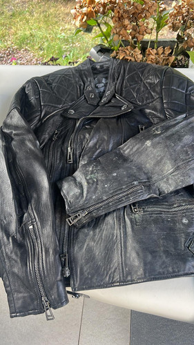 e294253b ba49 4901 a41b dfa4fb0a6e2b.jpg