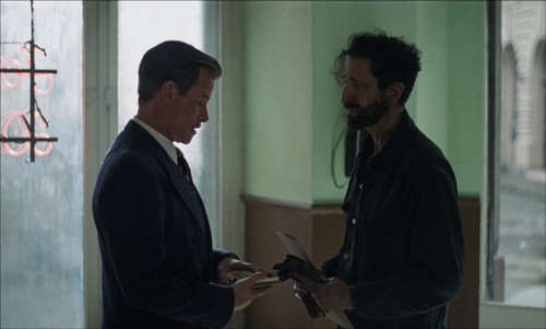 The.Brutalist.2024.1080p.BluRay.CZ EN.DD+5.1.x265.HEVC My.mkv snapshot 00.58.39 [2025.04.13 13.50.37