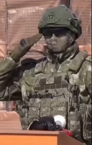 KviTnQQg3GGFnvxQ.jpg