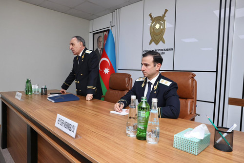 Goe9al WEAAzbst.jpg