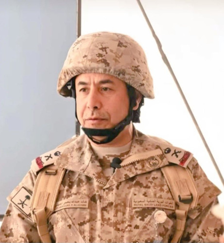 GoY51XgWsAEQGt8.jpg