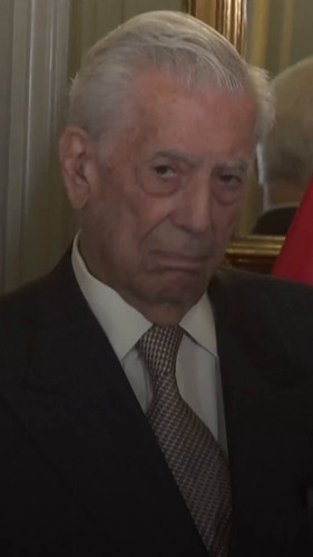 uZ scmQ662wLMCXg.jpg