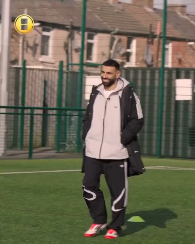 9tVHGXM Aa9aYFtn.jpg