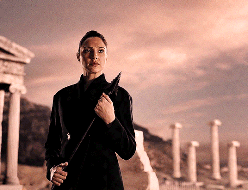 tumblr e5afce95ad73cdd915799df4bf7cb845 31490075 540.gif