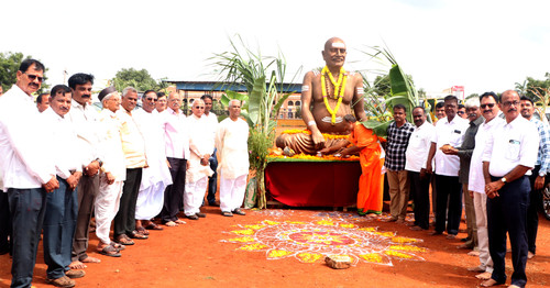 12bgkp01 Ayudh Puja.jpg