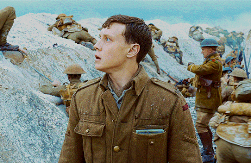 tumblr 8d207f5077323f9812376d80e9a8d0d5 57189e1a 540.gif