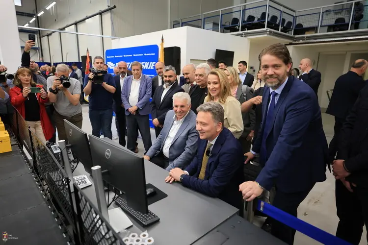 KRAGUJEVAC PREDVODI DIGITALNU TRANSFORMACIJU POŠTE SRBIJE: Robotizacija i veštačka inteligencija u službi građana!(FOTO)