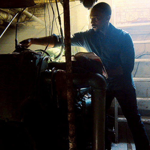 tumblr bd15165a2678c0228b1c9fccfb9954f2 630d578d 540.gif