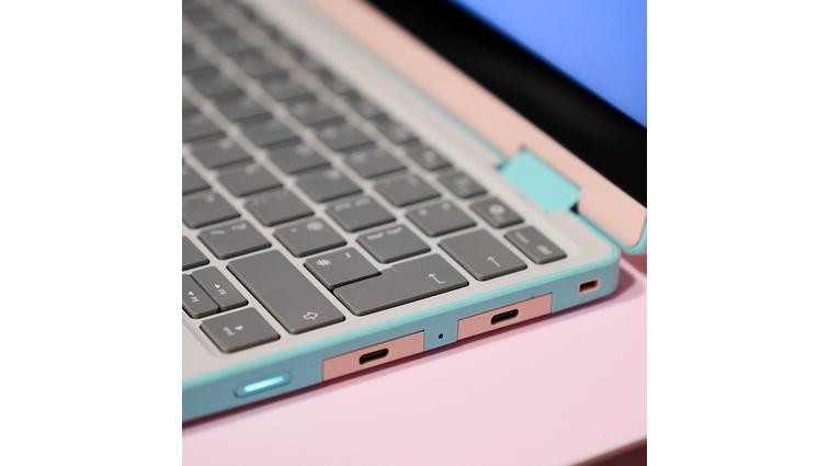None Mint and pink: a closer look at the backflipping Framework Laptop 12