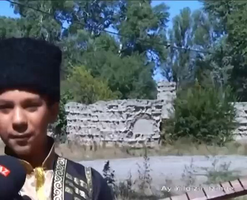 bHqiL lDY66J3peO.jpg