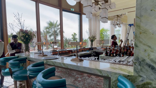 NEW Luxury Jumeirah Marsa Al Arab 4K Hotel Tour (Dubai) Restaurant Prices Included (22).jpg