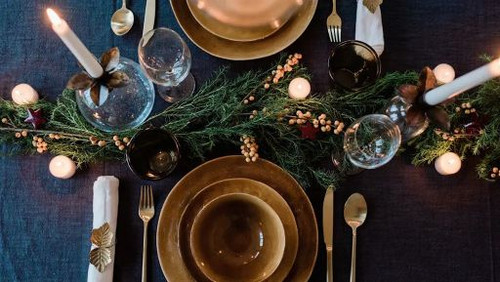 christmas table.jpg