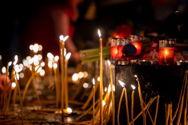 UTORAK DAN ŽALOSTI U SRBIJI: Na predlog predsednika Vučića, Vlada donosi odluku nakon strašne tragedije u Kočanima!