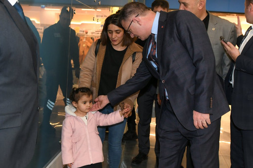 GmLtC2TWgAEi8m3.jpg