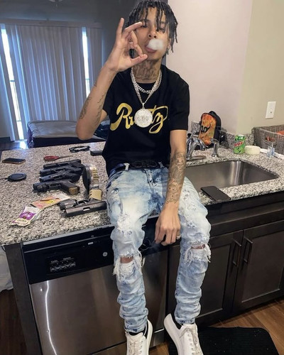 @HoodDaily.jpg