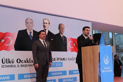 GmUvHBda0AARzQY.jpg