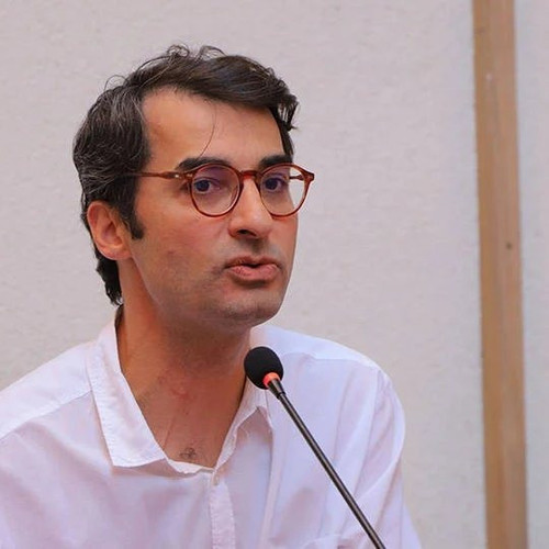 GmOz KZXQAAtG3R.jpg