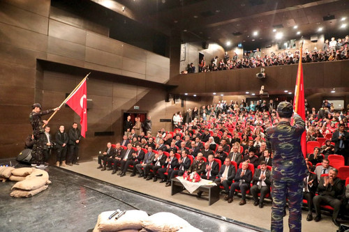 GmUcz6dWQAAwJCq.jpg