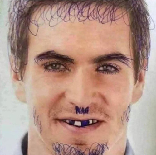 GmOgv7CWQAALddg.jpg